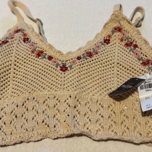 NWT HOLLISTER WOMEN SMALL Beige Knit Crochet Bralette with Floral Embroidery - Picture 1 of 6